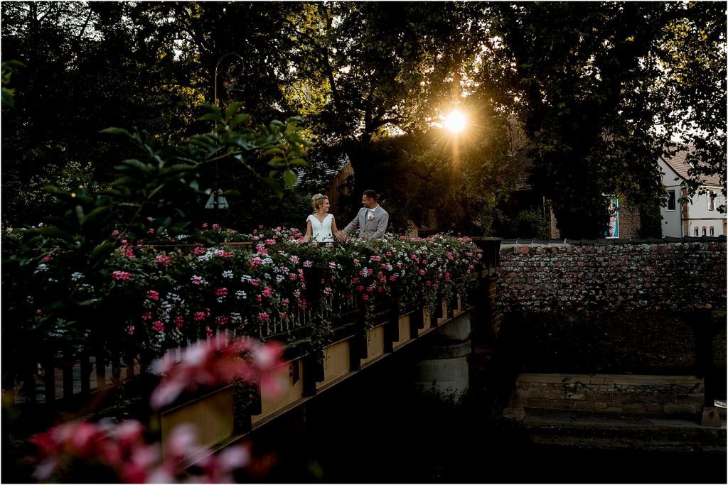Jennifer et Florian - Mariage dans le jardin familial avec coucher de soleil